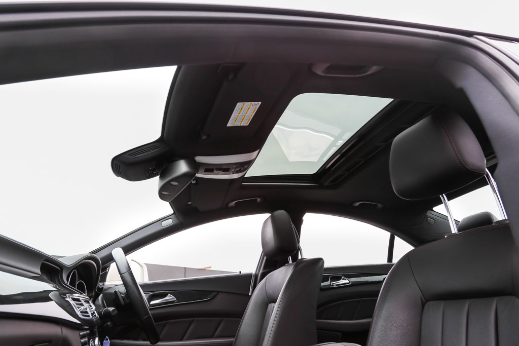 Mercedes-Benz CLS 350 sunroof 1