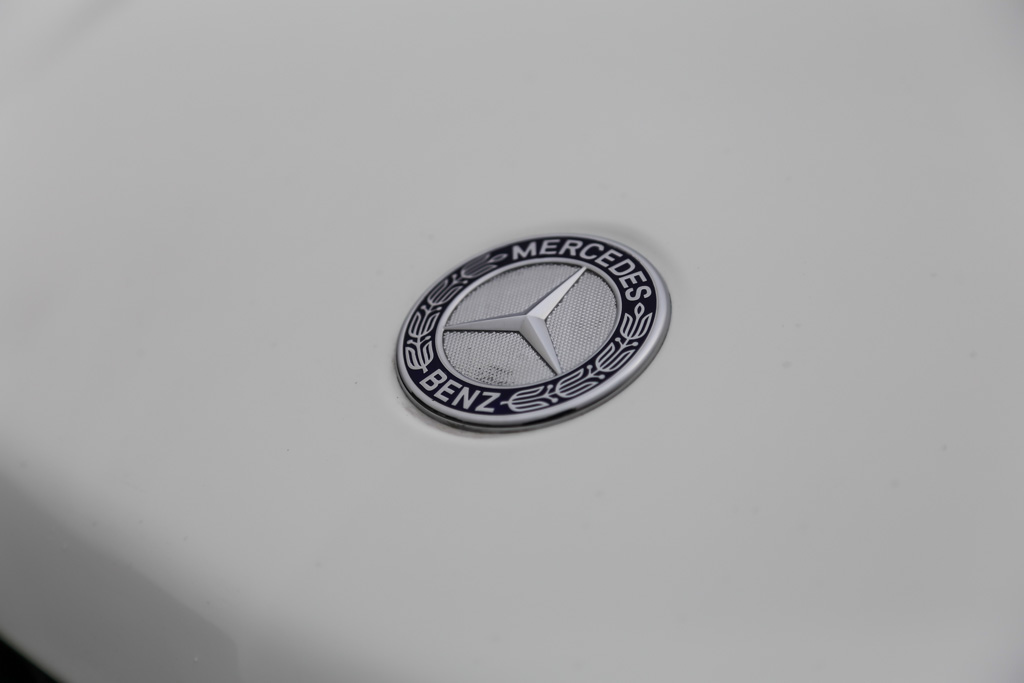 Mercedes-Benz GL350 CDI model and badging