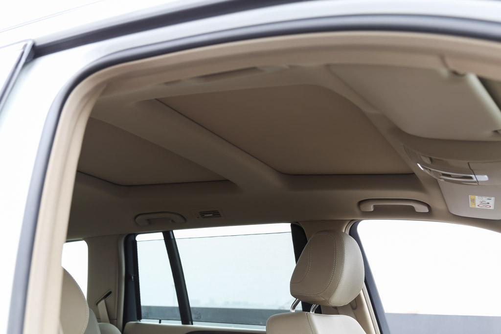Mercedes-Benz GL350 CDI sunroof
