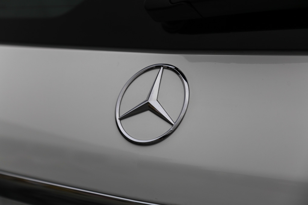 Mercedes-Benz GL350 CDI model and badging 2