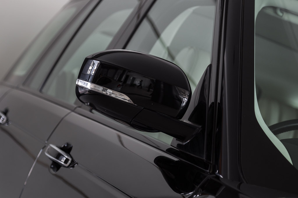 Range Rover Vogue SE side mirror