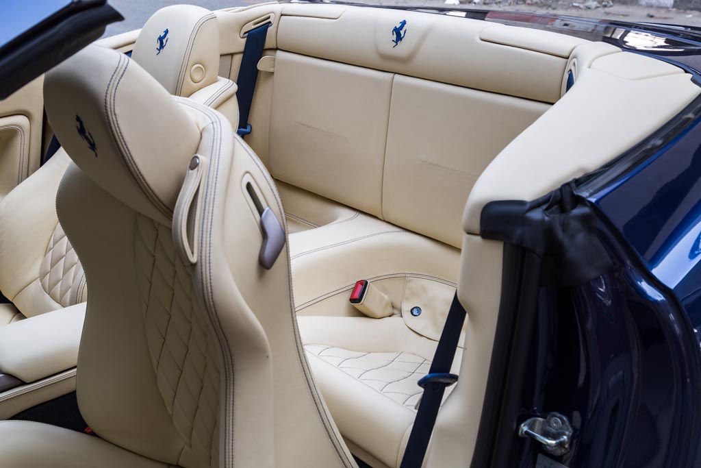 Ferrari California interior