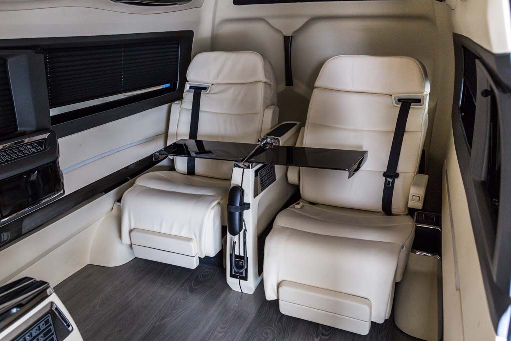 Toyota Hiace Commuter interiors