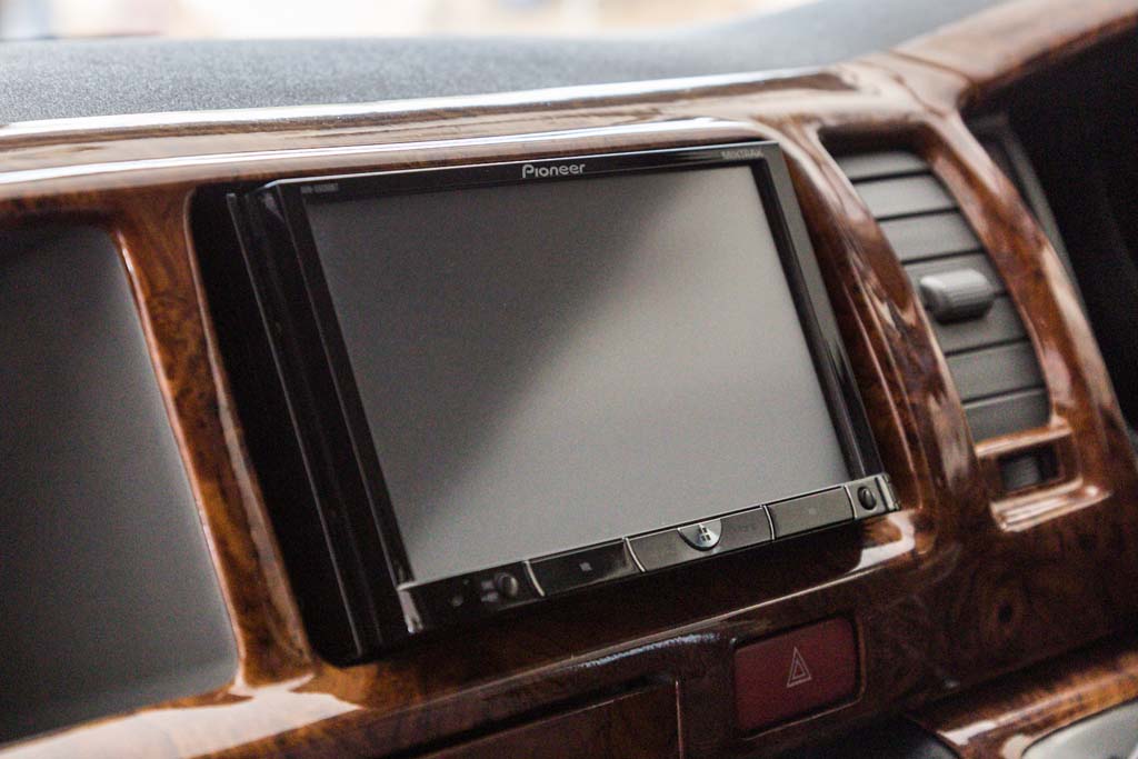 Toyota Hiace Commuter infotainment system