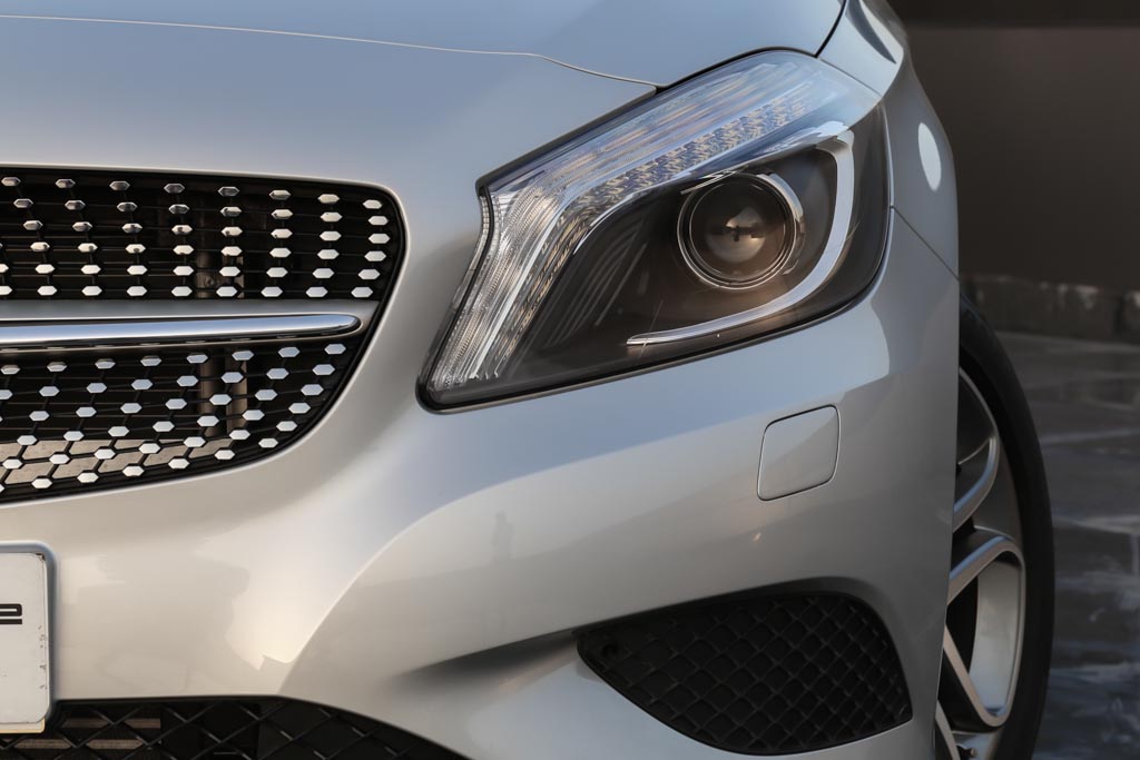 Mercedes-Benz A180 CDI headlight