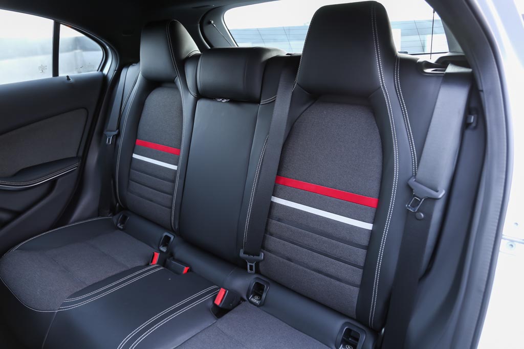 Mercedes-Benz A180 CDI door view of rear seats