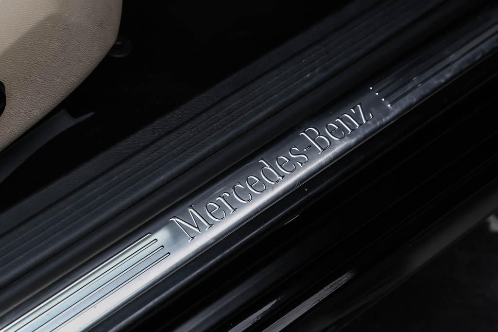 Mercedes Benz E350 CDI model and badging 4