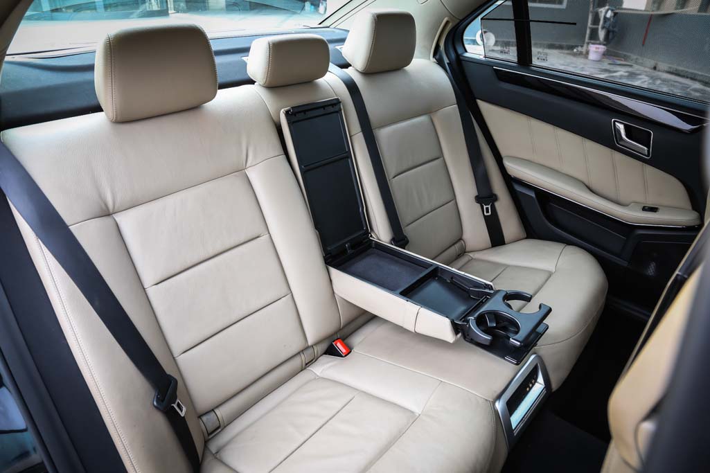 Mercedes Benz E350 CDI door view of rear seats