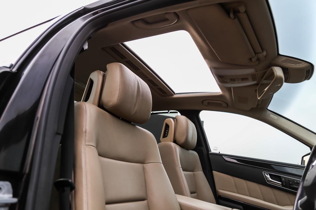Mercedes Benz E350 CDI sunroof