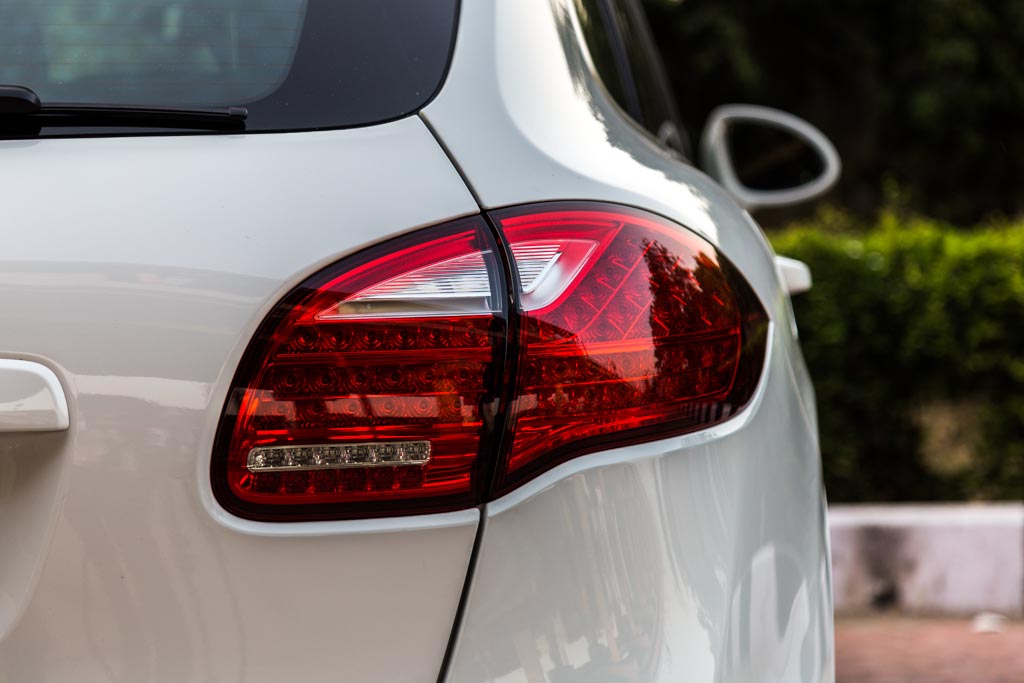 Porsche Cayenne Diesel taillight