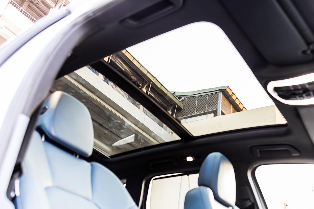 Porsche Cayenne Diesel sunroof