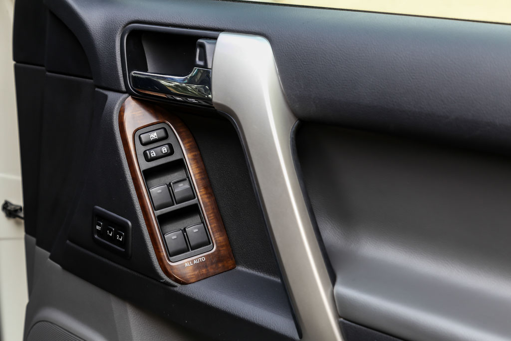 Toyota LandCruiser Prado VXL window adjustment controls