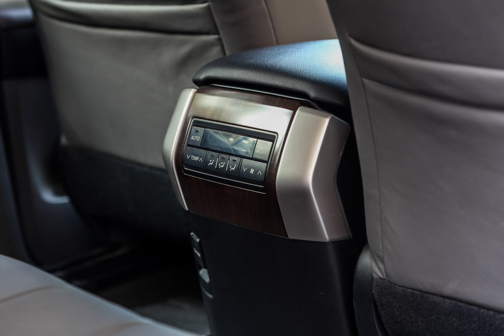 Toyota LandCruiser Prado VXL door view of rear seats 1