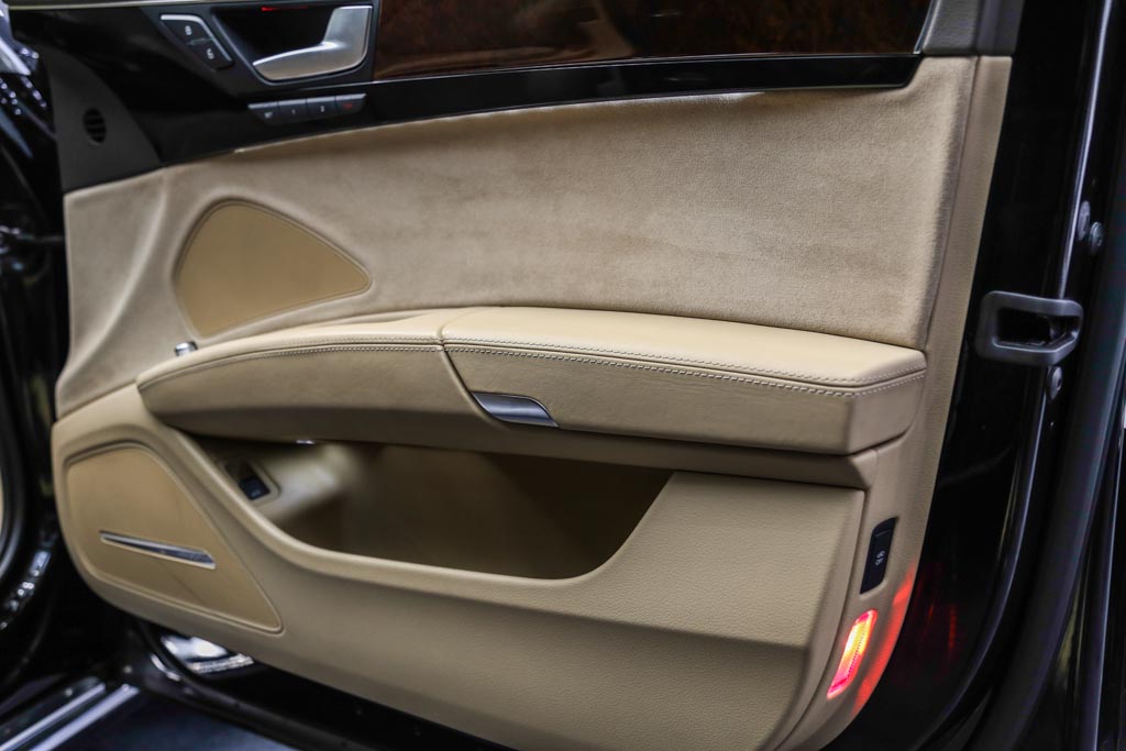 Audi A8 L door view