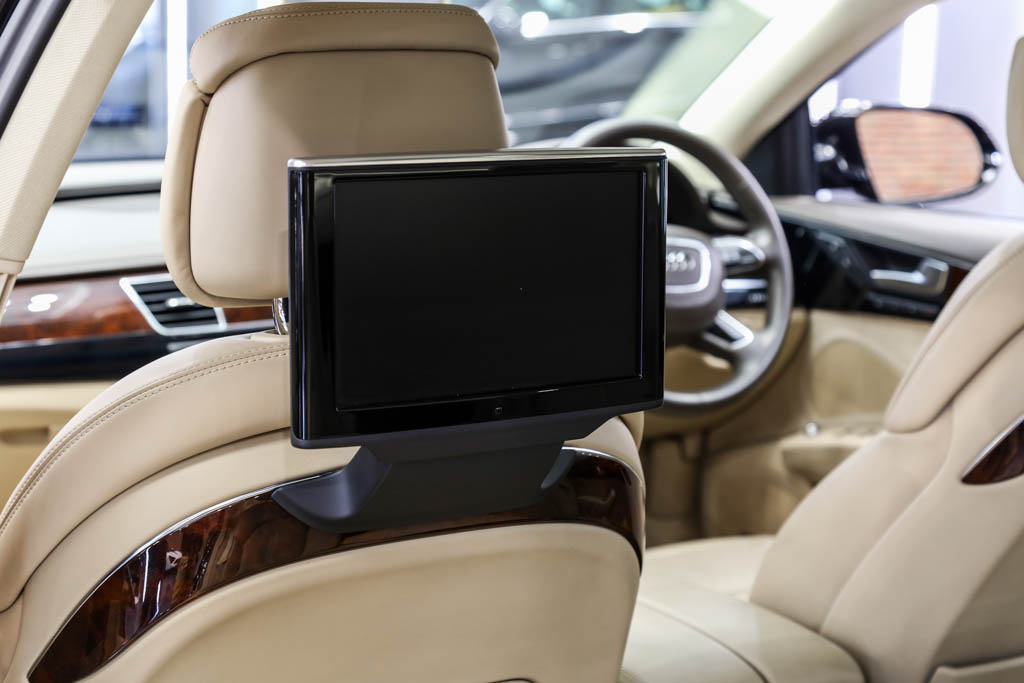 Audi A8 L head rest screen 1