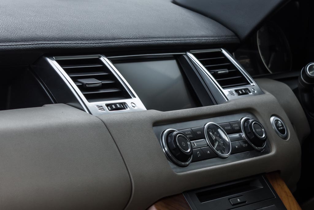 Range Rover Sport SE air vents