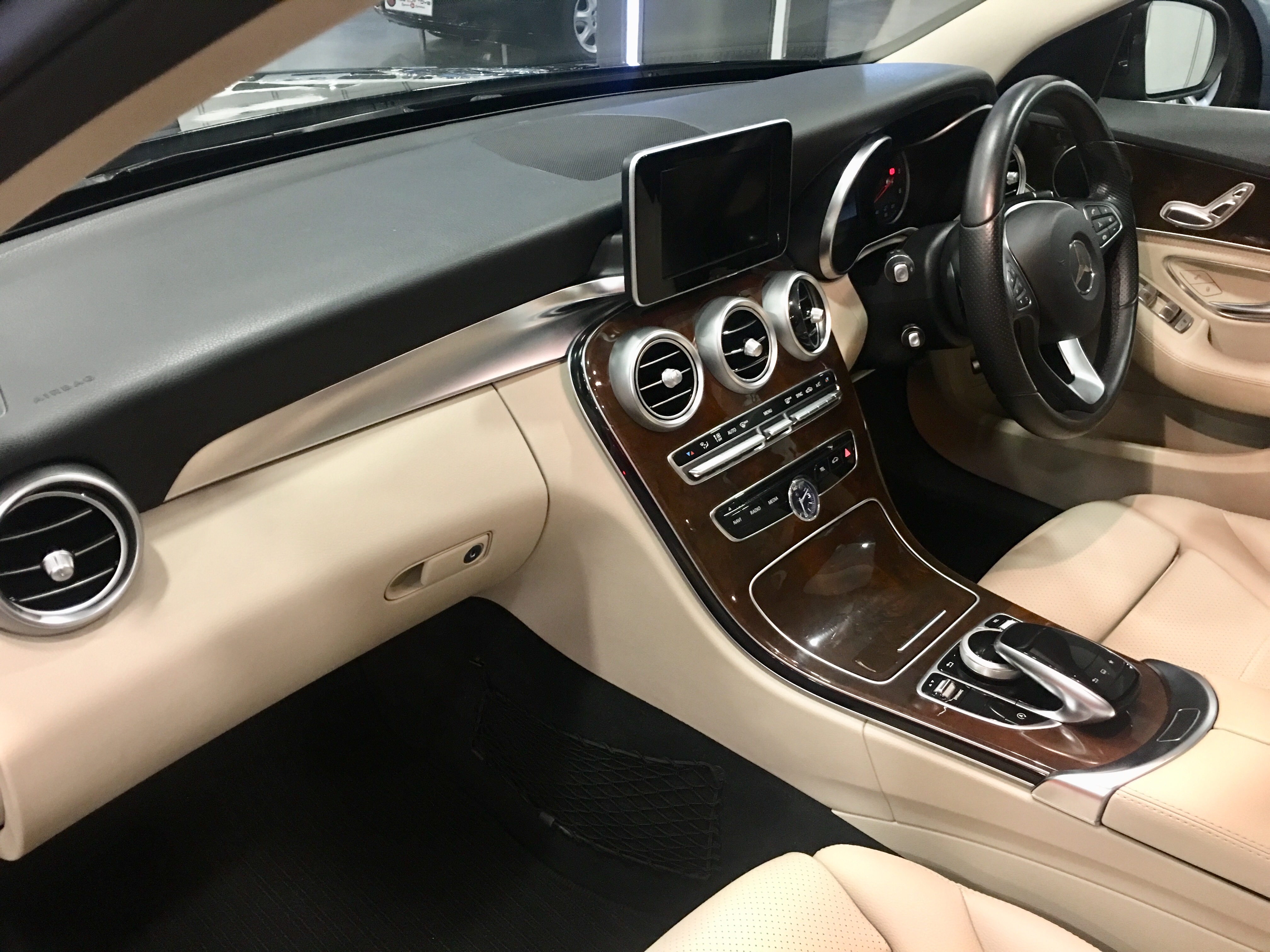 2015 Used Mercedes Benz C220d 'Aventgrade'