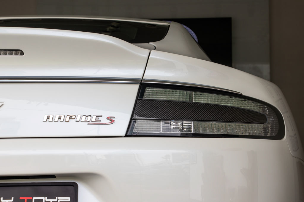 Aston Martin Rapide S