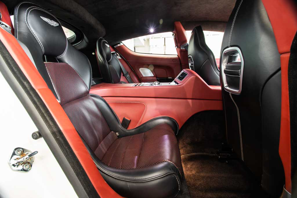 Aston Martin Rapide S