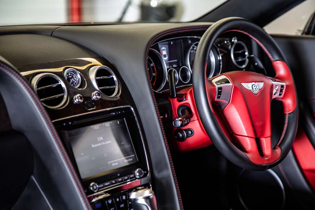 Bentley Continental GT V8