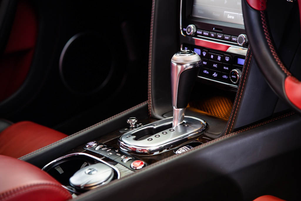 Bentley Continental GT V8