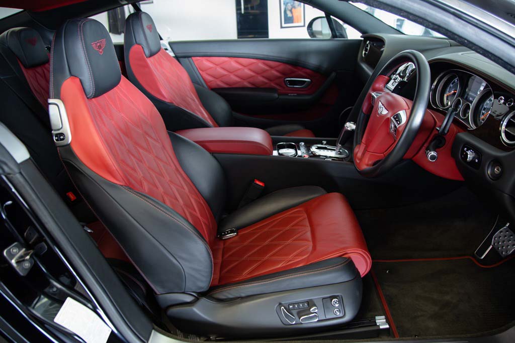 Bentley Continental GT V8