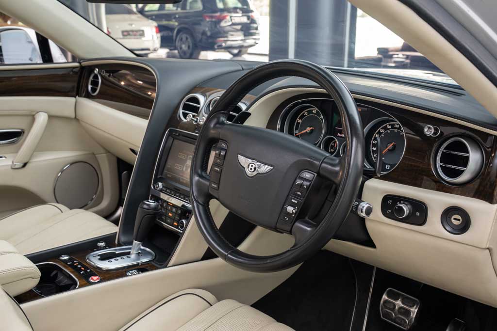 BENTLEY FLYING SPUR 'W12'