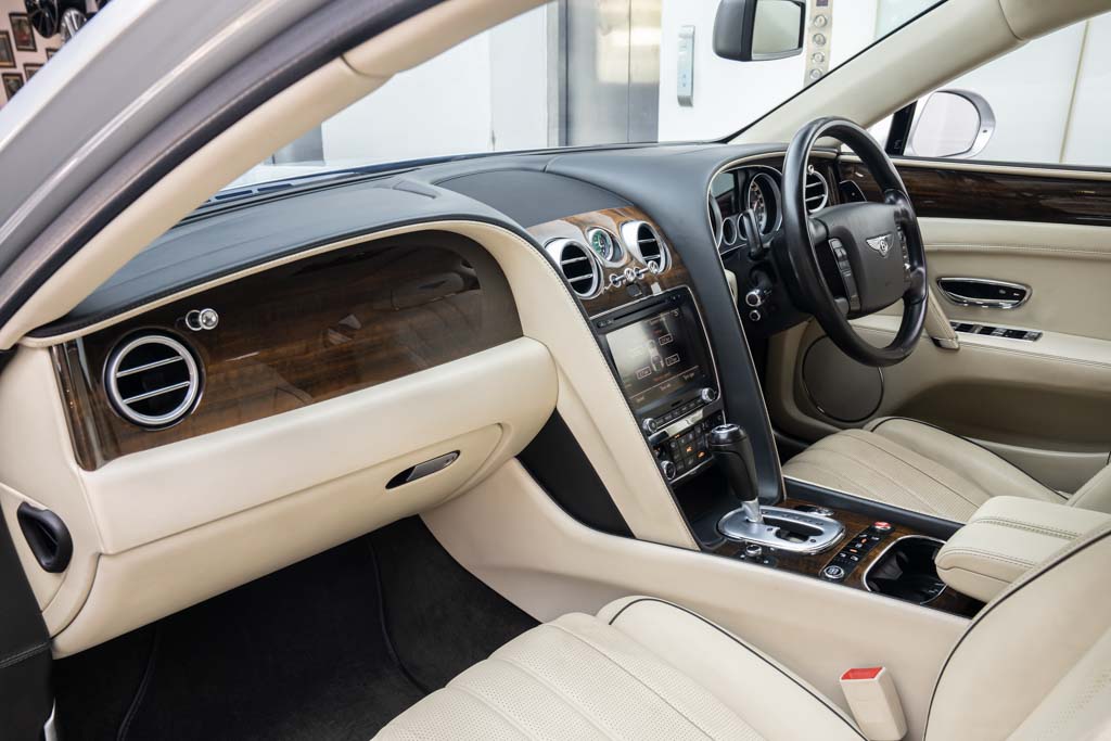 BENTLEY FLYING SPUR 'W12'