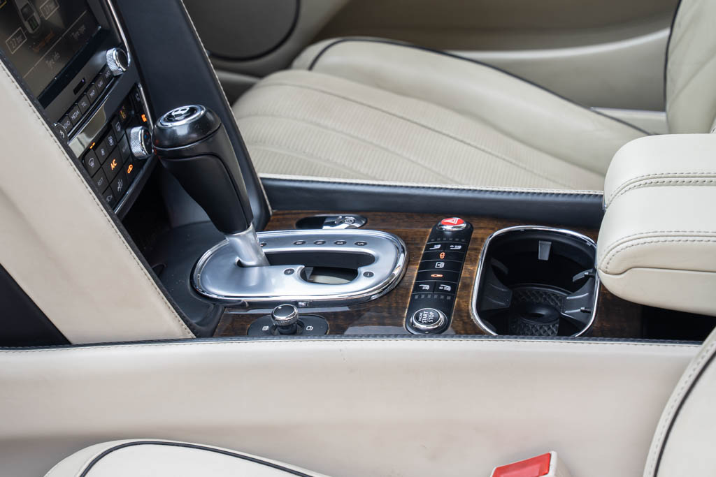 BENTLEY FLYING SPUR 'W12'