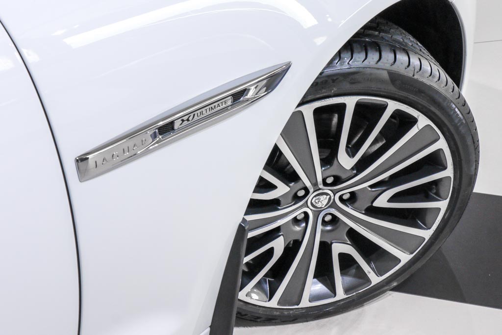 JAGUAR XJL ULTIMATE EDITION