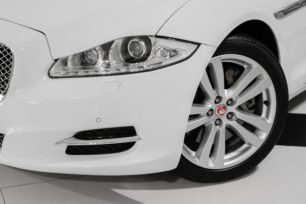 Jaguar XJL "Portfolio"