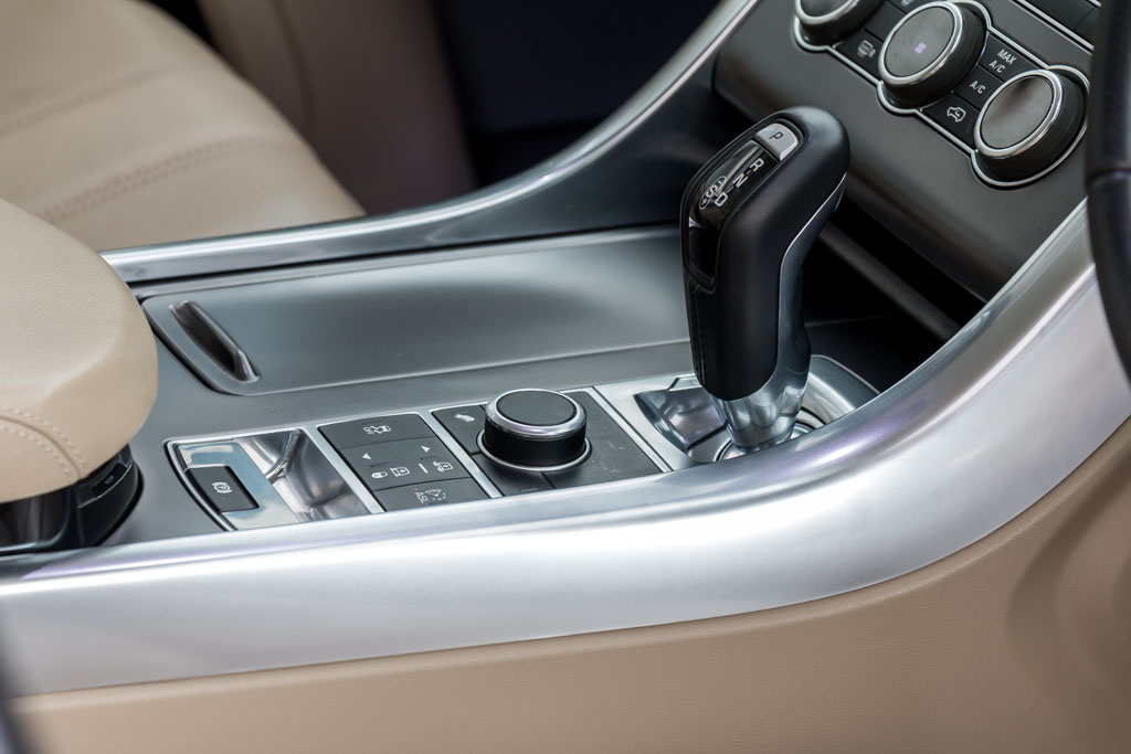 2015 Used Range Rover Sport SE