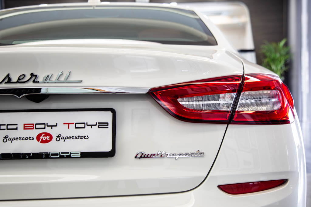 Maserati Quattroporte