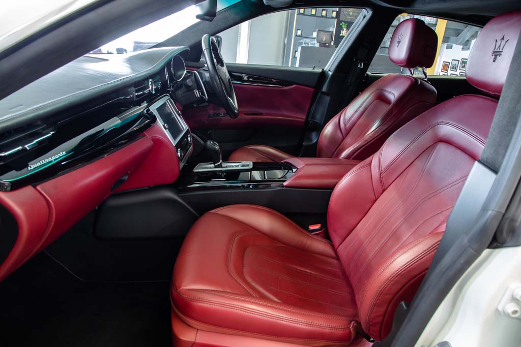 Maserati Quattroporte