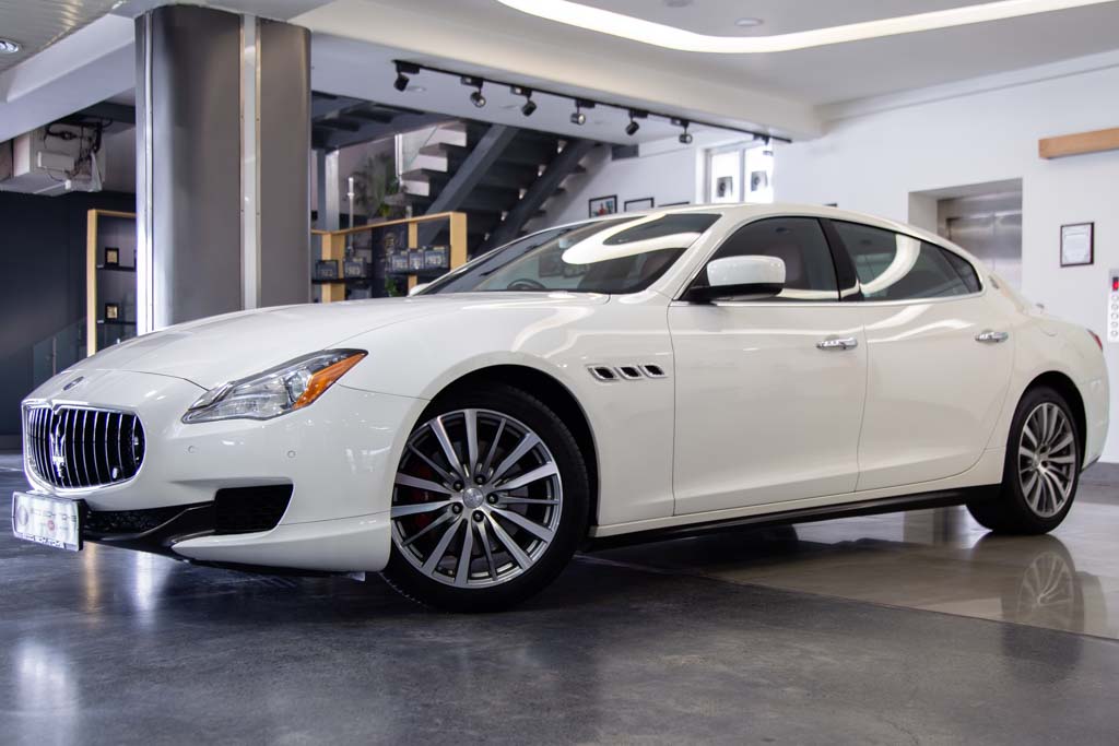Maserati Quattroporte