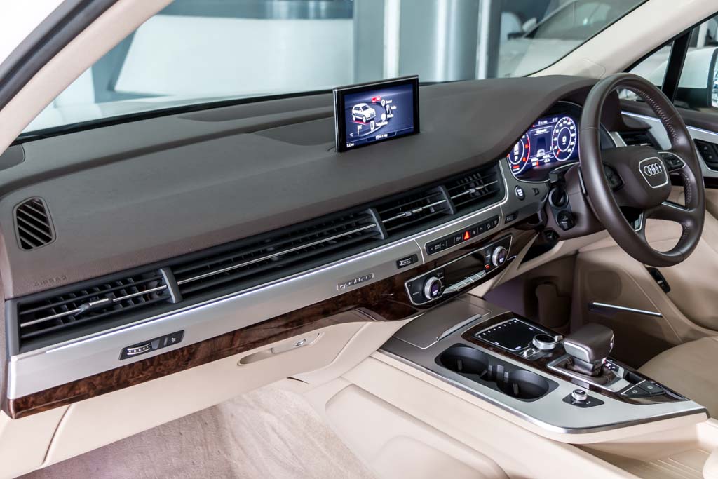 2016 Used Audi Q7 Technology Pack