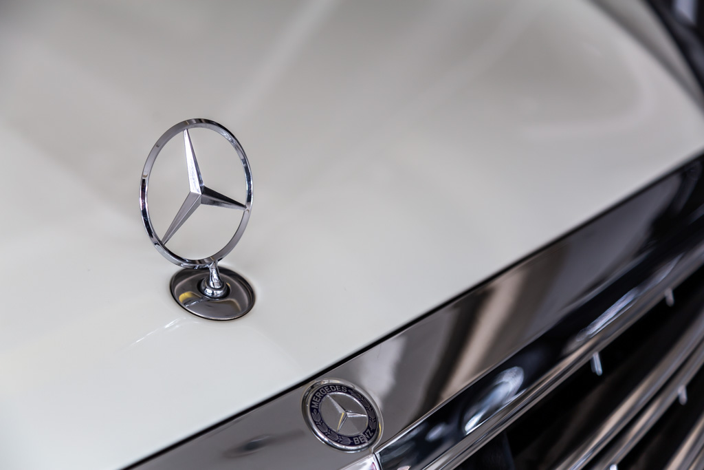 MERCEDES MAYBACH S500