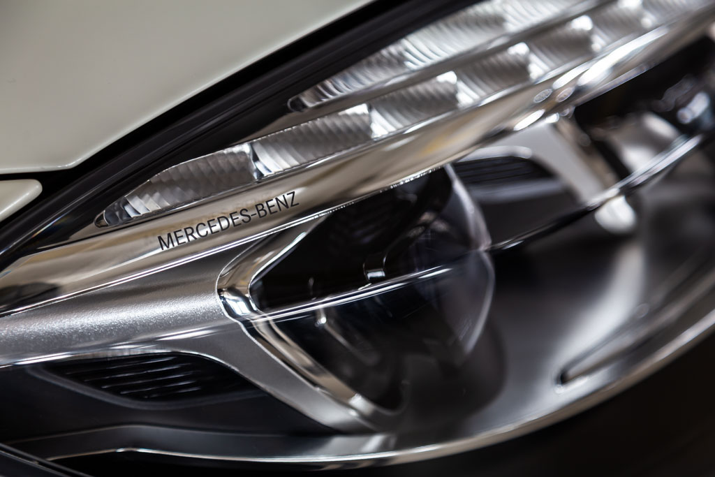 MERCEDES MAYBACH S500