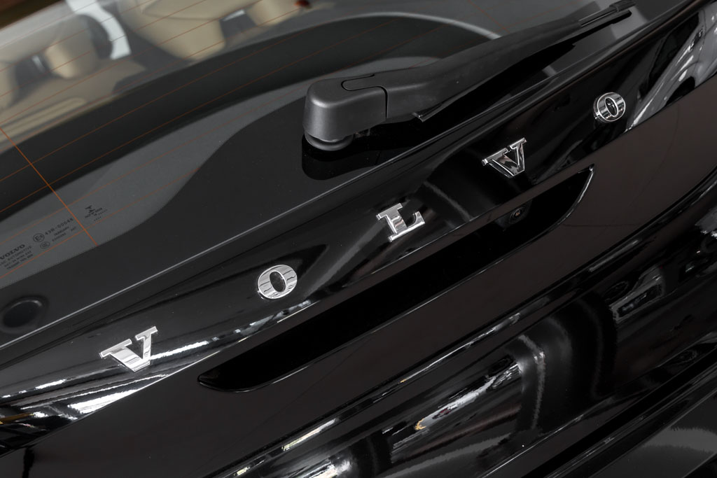 2016 Used Volvo V40 Inscription Cross Country