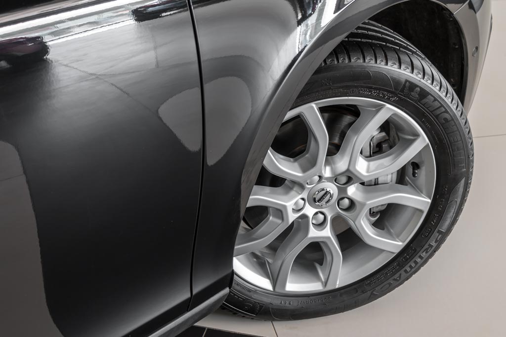 2016 Used Volvo V40 Inscription Cross Country