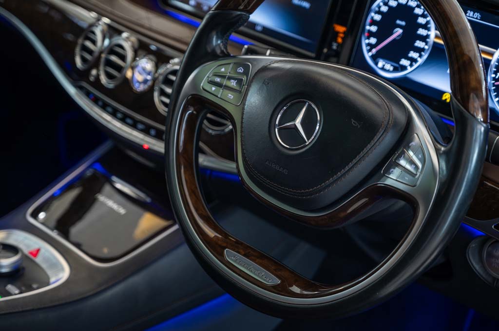 MERCEDES MAYBACH S500