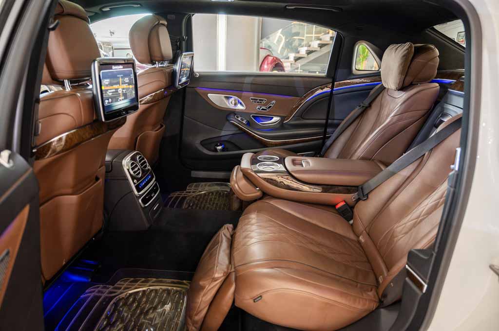 MERCEDES MAYBACH S500