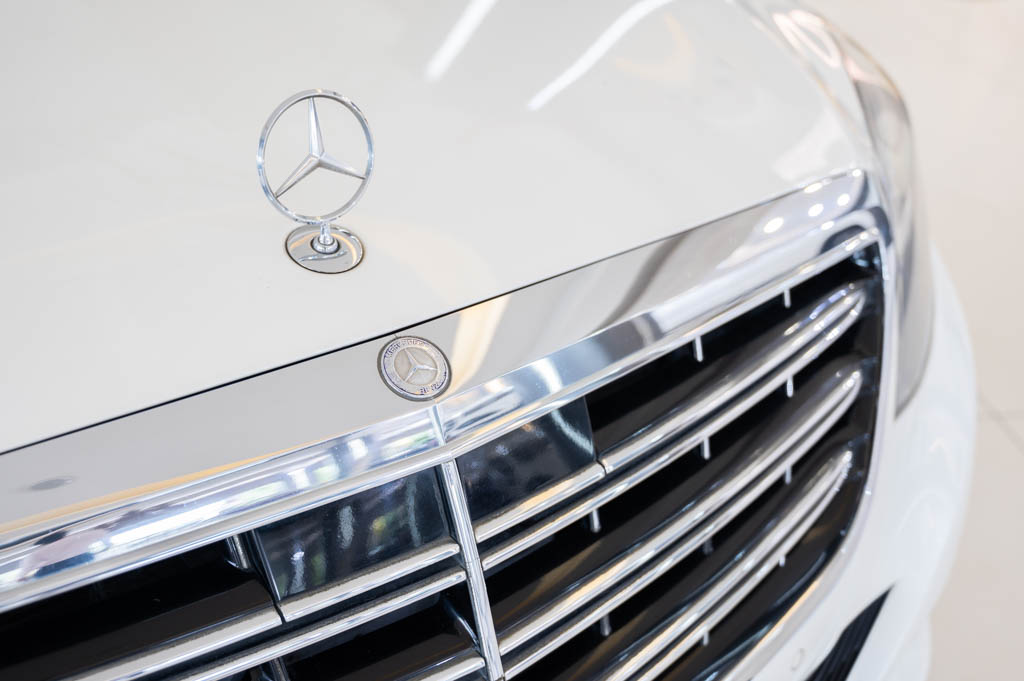 MERCEDES MAYBACH S500