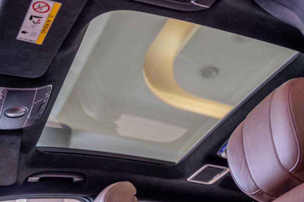 MERCEDES MAYBACH S500