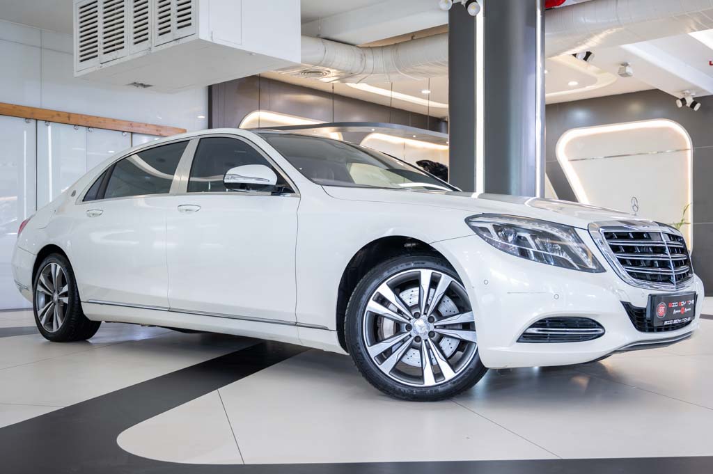 MERCEDES MAYBACH S500