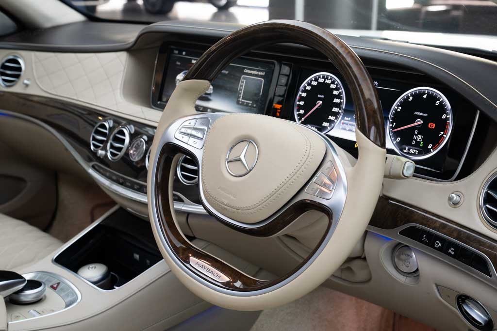 Mercedes Maybach S500