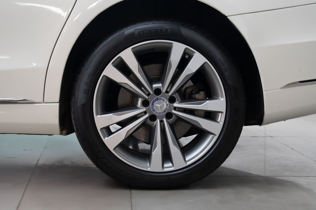 Mercedes Maybach S500