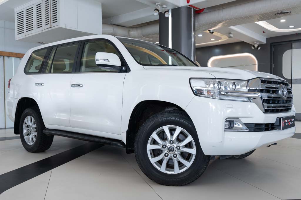 TOYOTA LAND CRUISER LC200 VX