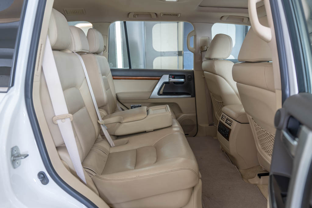 TOYOTA LAND CRUISER LC200 VX