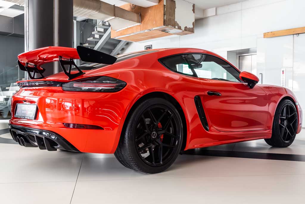 Porsche 718 Cayman